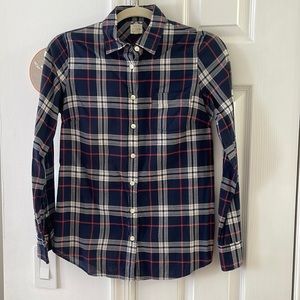 J.Crew women’s plaid button down shirt